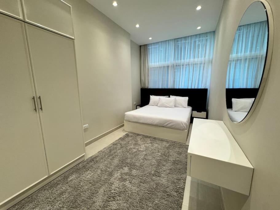 Апарт-отель Elegance Tower
